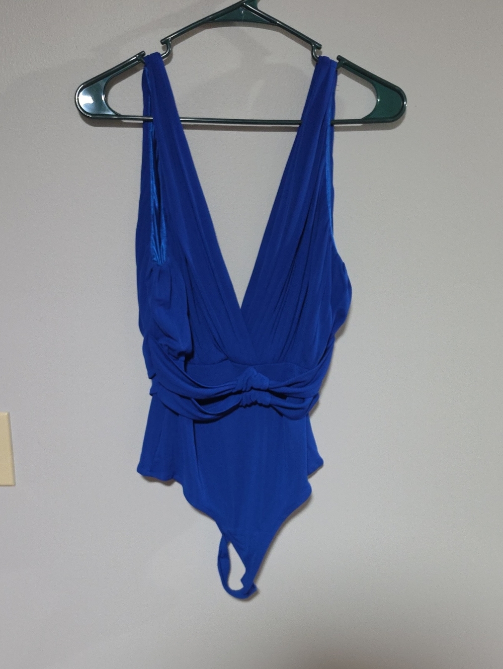 bebe Cobalt Blue Plunge Knot-Front Sleeveless Bodysuit